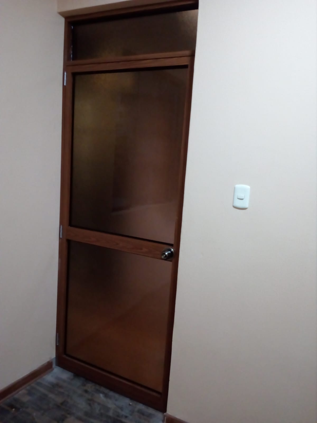 Puertas de vidrio y aluminio